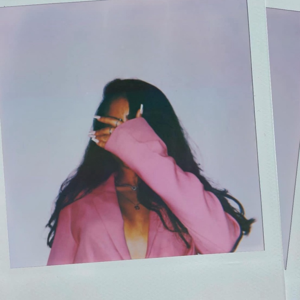 Meet your Posher, Cleo